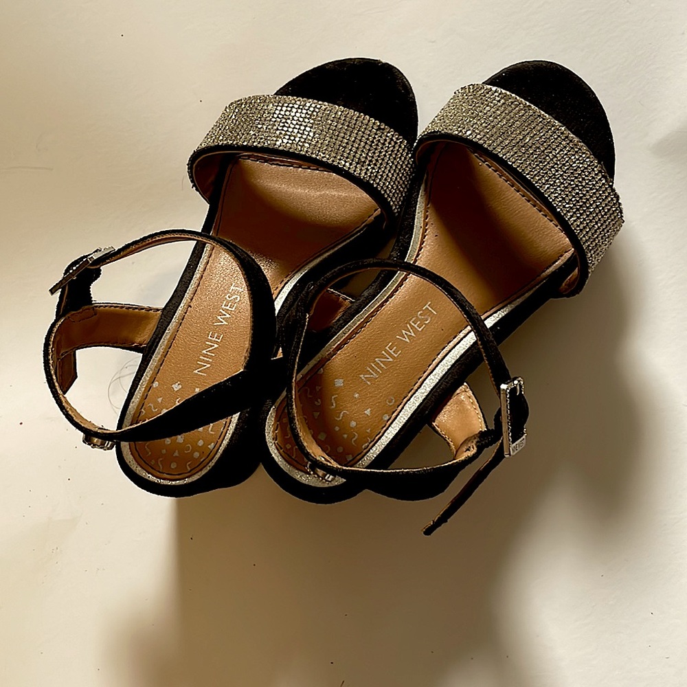 Sandals for Girls. Size 13